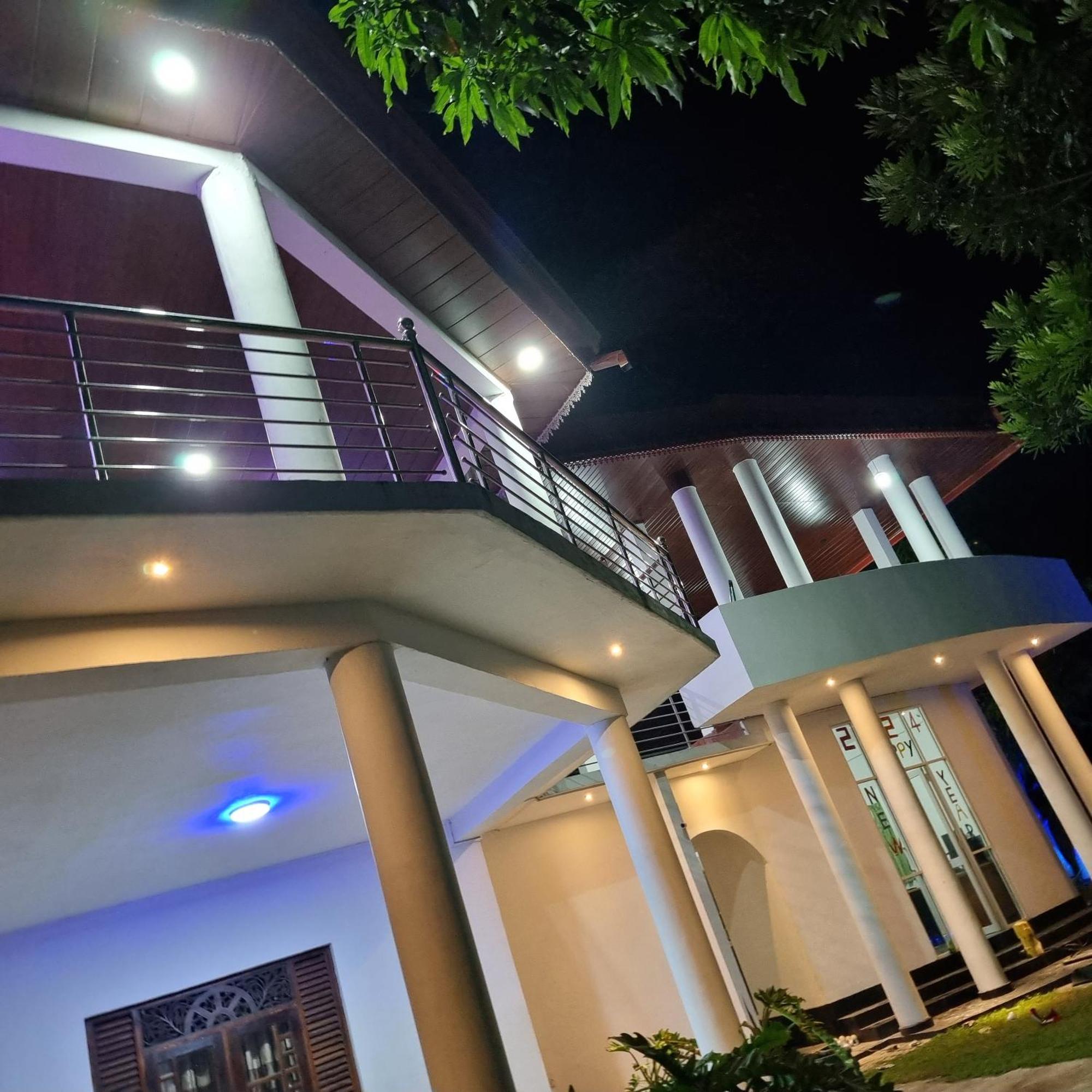 White Win Villa Elewala Екстер'єр фото
